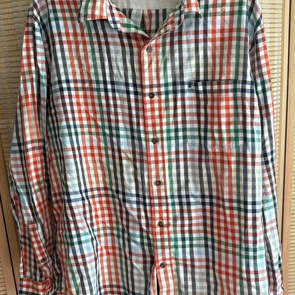 IZOD Plaid Button-Down Shirt – Men’s XL (Used) - Picture 2 of 2